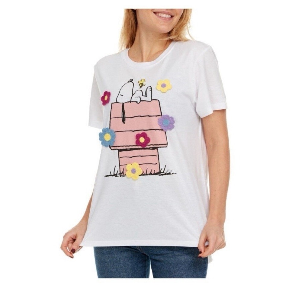 Peanuts Snoopy Women's White Tee Crochet Flowers Top L Short Sleeves Crew Neck - Picture 2 of 14